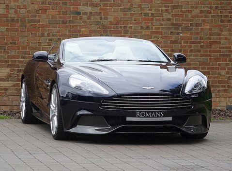 Aston Martin Vanquish Volante 1