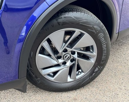 Nissan Qashqai 1.3 Qashqai Acenta Premium DiG-T MHEV 5dr 3