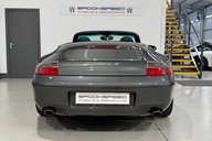 Porsche 911 Carrera 4 Cabriolet 8