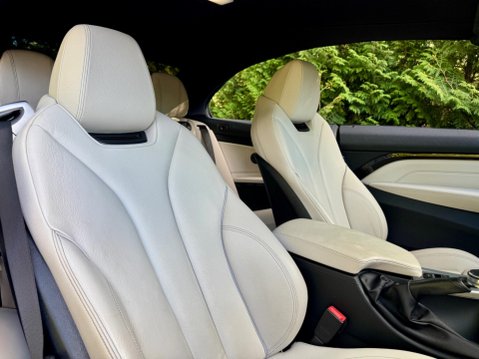 BMW 4 Series 3.0 440i M Sport Auto Euro 6 (s/s) 2dr 29
