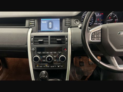 Land Rover Discovery Sport 2.0 Discovery Sport SE Tech TD4 4WD 5dr 12