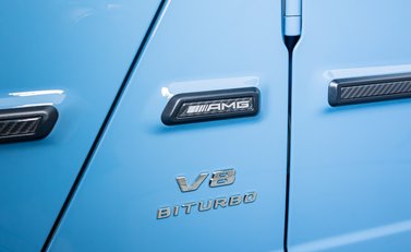 Mercedes-Benz G Class AMG G63 4x4 Squared 37