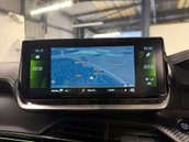 Peugeot 2008 1.2 2008 GT Premium PureTech S/S Auto 5dr 18