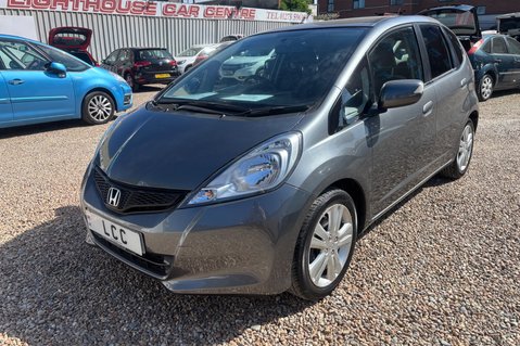 Honda Jazz I-VTEC ES PLUS.. AUTOMATIC.. 8 SERVICES.. LOOK ONLY 33K MILES.. BEST COLOUR 22