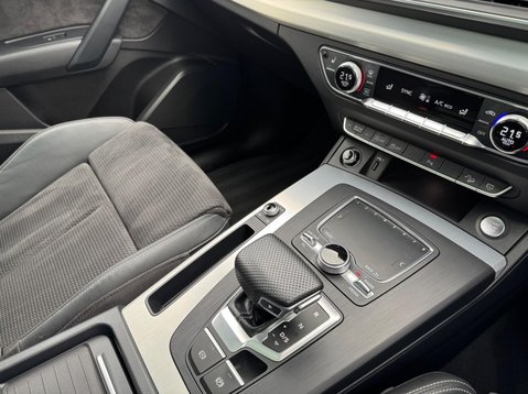 Audi Q5 TDI QUATTRO S LINE 19
