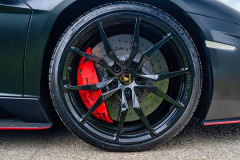 Lamborghini Aventador 6.5 Aventador S LP 740-4 Semi-Auto 4WD 2dr 6