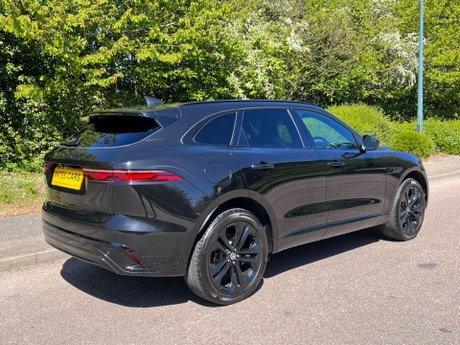 Jaguar F-Pace 2.0 D200 MHEV R-Dynamic HSE Black Auto AWD Euro 6 (s/s) 5dr 3