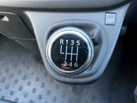 Renault Trafic 2.0 dCi ENERGY 30 Business+ LWB Standard Roof Euro 6 (s/s) 14