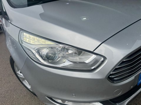 Ford Galaxy 2.0 TDCi Titanium Euro 6 (s/s) 5dr 11