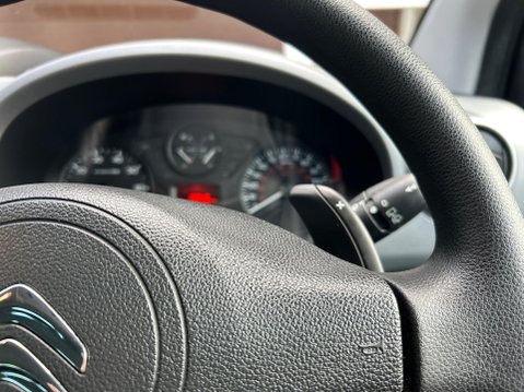 Citroen Berlingo BLUEHDI FEEL ETG6 31