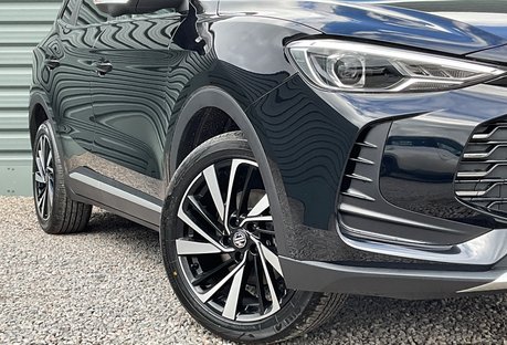 MG ZS 1.5 HYBRID+ TROPHY
