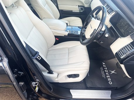Land Rover Range Rover SDV8 VOGUE 30