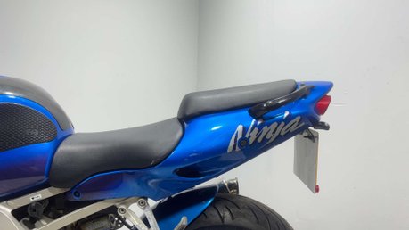 Kawasaki ZX ZX9R C1 1999 RUNNING PROJECT BIKE SPARES OR REPAIR 900CC 14