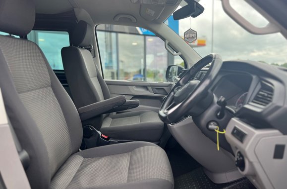 Volkswagen Transporter T32 TDI KOMBI HIGHLINE 5 SEATS 18
