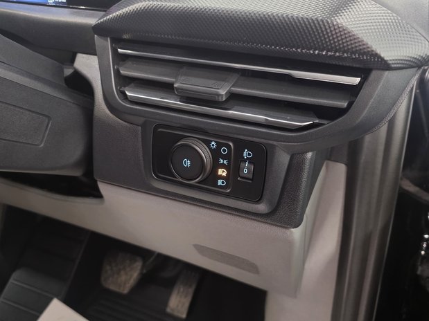 Ford Transit Custom Transit Custom 2.0 EcoBlue 136ps H1 Van Limited Auto 28