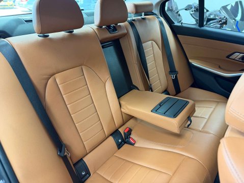BMW 3 Series 2.0 330e 12kWh Sport Pro Saloon 4dr Petrol Plug-in Hybrid Auto Euro 6 (s/s) 37