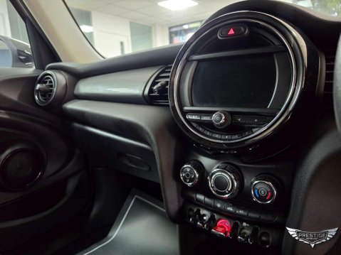 Mini Hatch 1.5 Cooper Classic Steptronic Euro 6 (s/s) 5dr 30
