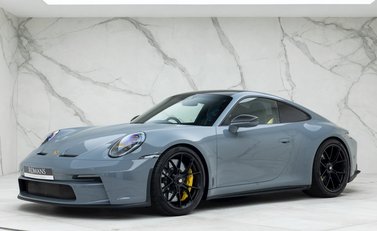 Porsche 911 (992) GT3 Touring 6
