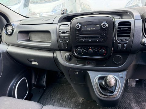 Vauxhall Vivaro 1.6 CDTi 2900 Sportive Panel Van 5dr Diesel Manual L2 H1 Euro 6 (120 ps) 30