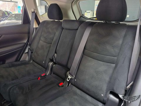 Nissan X-Trail 1.6 DIG-T N-Vision Euro 6 (s/s) 5dr 29
