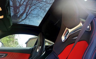 Mercedes-Benz Amg GT GT S 13