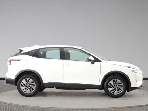 Nissan Qashqai DIG-T ACENTA PREMIUM MHEV 4