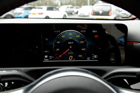 Mercedes-Benz A Class A 180 AMG LINE 15