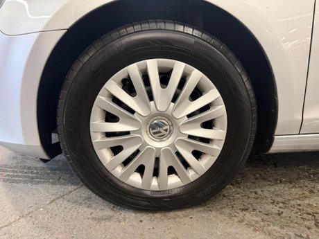 Volkswagen Golf 1.2 TSI S Euro 5 5dr 22