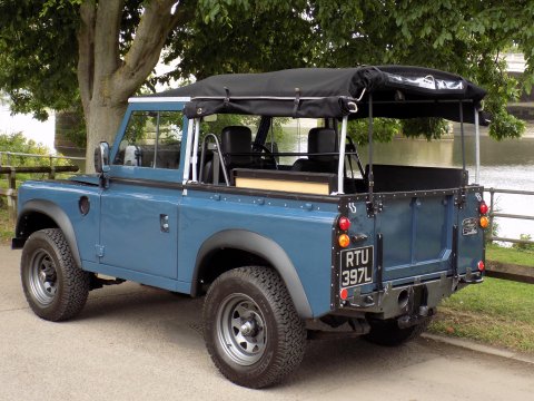 Land Rover 88 Series III SWB - John Brown HQ Special Edition 8