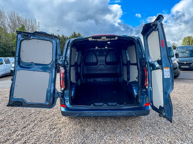 Ford Transit Custom AUTO LWB [SOLD MT] L2H1 Low Roof Sport 320 Air Con SELECT 8