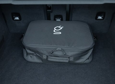 Porsche Taycan 4S Cross Turismo 42