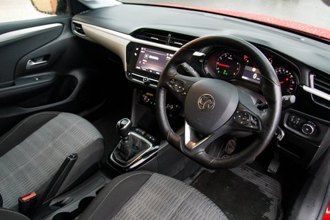 Vauxhall Corsa SE PREMIUM 4