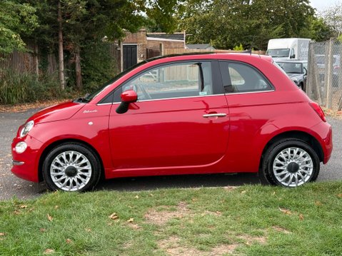 Fiat 500 DOLCEVITA MHEV 7