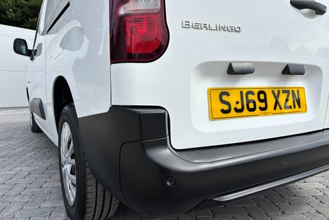 Citroen Berlingo 950 Enterprise XL 102 ps BlueHdi Panel Van 25