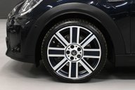 Mini Hatch 2.0 Cooper S Exclusive Auto 3dr 27