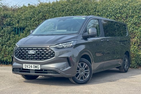 Ford Tourneo Custom Titanium Luxe | 9 Seat | Auto | L2 LWB | 320 | Euro 6 | £31,992 + vat