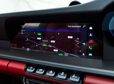 Porsche 911 Targa 4 GTS (992) 18