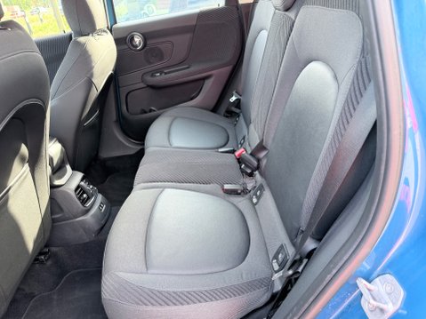 Mini Countryman 1.5 COOPER 9