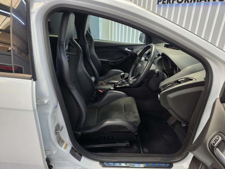 Ford Focus 2.3T EcoBoost RS Hatchback 5dr Petrol Manual AWD Euro 6 (s/s) (350 ps) 17