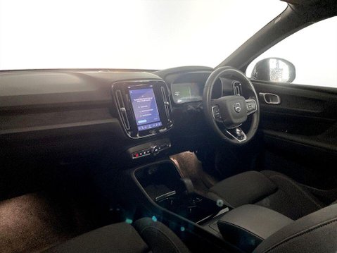 Volvo XC40 Recharge 69kWh Core SUV 5dr Electric Auto (231 ps) Cruise Control - DAB Ra 14