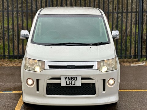 Mitsubishi Delica Roadest 29