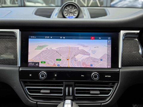 Porsche Macan 2.9 Macan GTS Semi-Auto 4WD 5dr 49