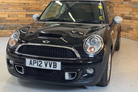 Mini Clubman 1.6 Cooper S Estate 5dr Petrol Steptronic Euro 5 (184 ps) 31
