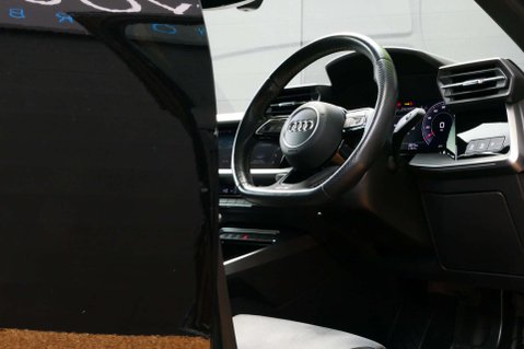Audi A3 1.5 A3 Sportback 35 TFSI MHEV S Line Edition 1 Semi-Auto 5dr 4