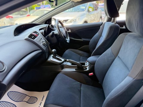 Honda Civic 1.8 i-VTEC ES Auto Euro 5 5dr 32