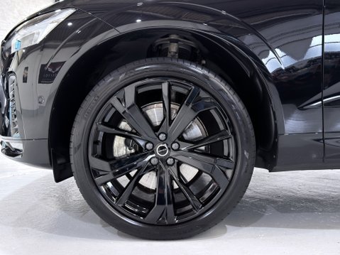 Volvo XC60 B5 ULTRA BLACK EDITION AWD 29