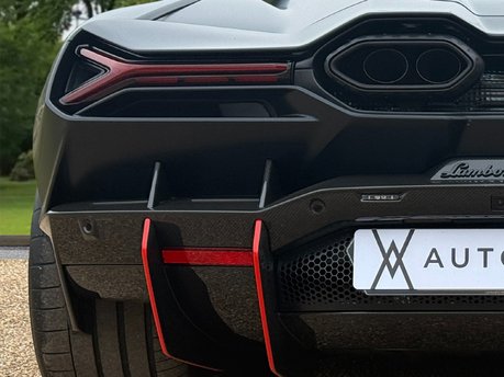 Lamborghini Revuelto V12 20