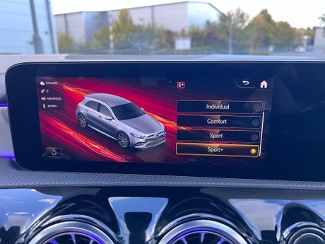 Mercedes-Benz A Class 2.0 A35 AMG (Premium Plus) 7G-DCT 4MATIC Euro 6 (s/s) 5dr 31
