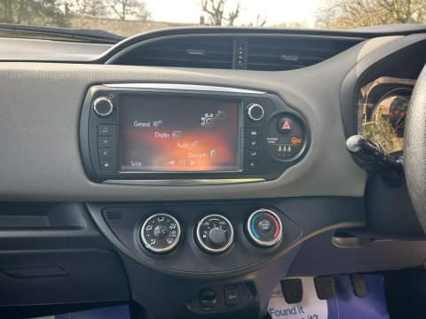 Toyota Yaris 1.33 Dual VVT-i Icon Euro 6 5dr 27