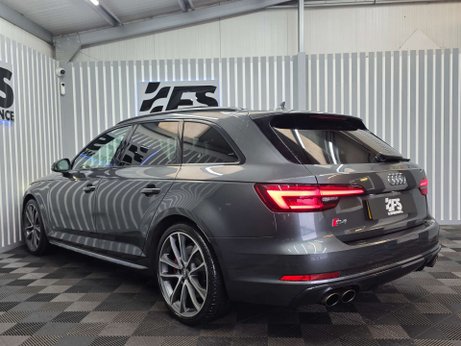Audi S4 3.0 TFSI V6 Estate 5dr Petrol Tiptronic quattro Euro 6 (s/s) (354 ps) 32
